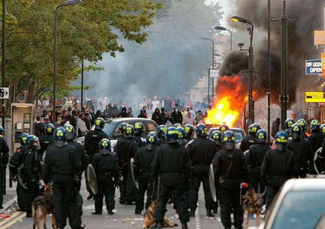 Zamieszki w Londynie, Birmingham, Liverpoolu i innych miastach