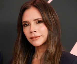 Victoria Beckham wyjaśnia, dlaczego od lat nie uśmiecha się do zdjęć. Powód jest bardzo nieoczywisty