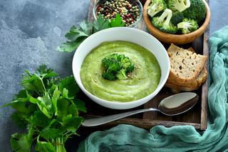 Zupa brokułowa: delikatna i zdrowa