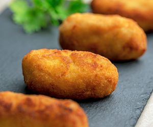 Rodzina ma ochotę na pierogi ruskie a ty nie masz czasu? Pomogą w tym te kotlety