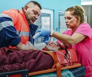 Szpital św. Anny: ratują biegacza ze wstrząsem anafilaktycznym. A ty wiesz, co robić?