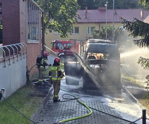 Nisko. Ogień trawił karetki 