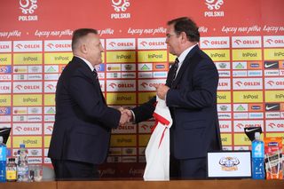 Tajemnicze słowa Cezarego Kuleszy o kontrakcie Jana Urbana! Prezes PZPN zwrócił na to uwagę