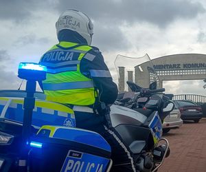 Większa liczba policjantów przy cmentarzach i drogach. Mazowiecka Policja gotowa do Wszystkich Świętych