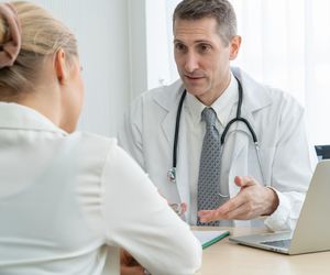 29 pytań, jakie warto zadać lekarzowi podczas wizyty. O dwóch zwykle zapominamy
