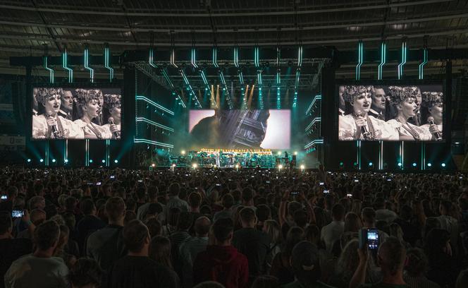 "Scenozstąpienie" na Stadionie Śląskim! Zobaczcie zdjęcia z tego niezwykłego koncertu! [GALERIA]