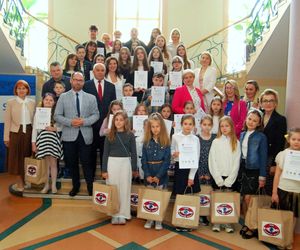 Każdy z uczestników konkursów zorganizowanych w ramach kampanii profilaktycznej - został nagrodzony