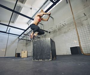 Burpees - 11 wariantów ćwiczenia dla początkujących i zaawansowanych