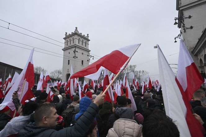 Marsz Niepodległości 2025 na żywo. Relacja z Warszawy. "Chcę zobaczyć Polskę samodzielną i niezakompleksioną"