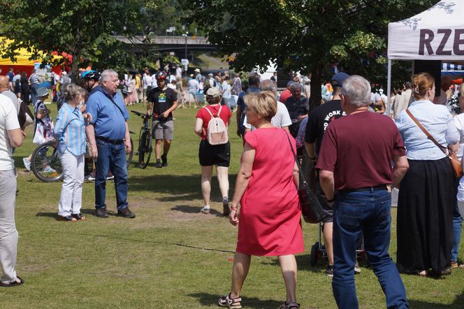 Słońce, tradycja i muzyka. Jarmark Świętojański rozkochał Bydgoszczan