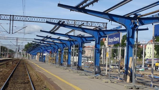 Dworzec Główny w Olsztynie. Rośnie konstrukcja nowego peronu [Zdjęcia]