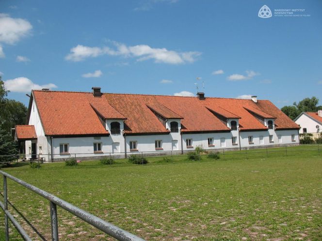 Ten pałac ma ponad 400 lat! Wyjątkowe miejsce na mapie woj. warmińsko-mazurskim