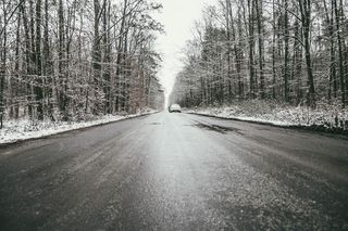 Szykuje się kolejna śliska noc w regionie. IMGW ostrzega