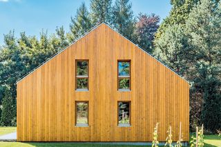 Bryła i wnętrza domu naturalnego