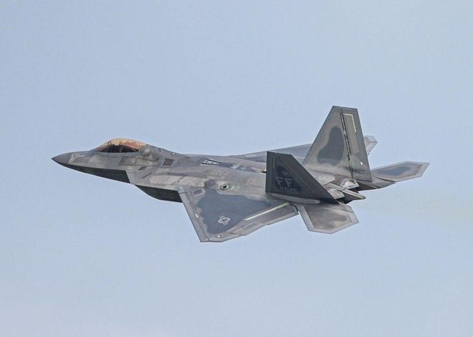F-22 Raptor