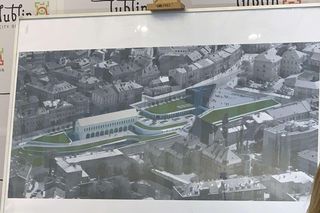 To koniec metalowego ogrodzenia w centrum miasta