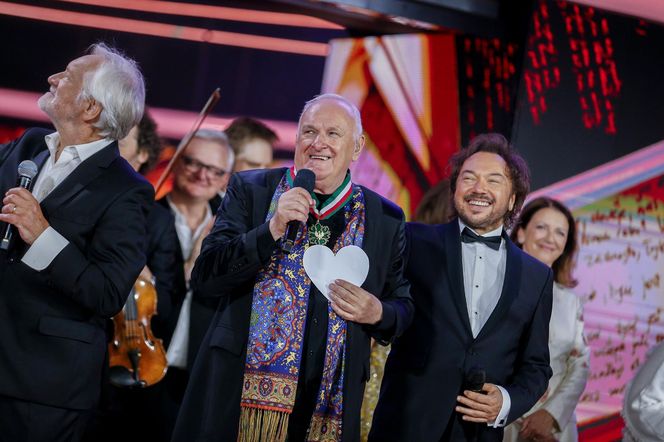 Wodecki „ożył” na scenie w Opolu i zaśpiewał z za grobu w duecie