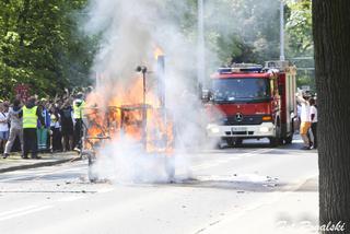 Wrocław: Pożar na pochodzie juwenaliowym [ZDJĘCIA]