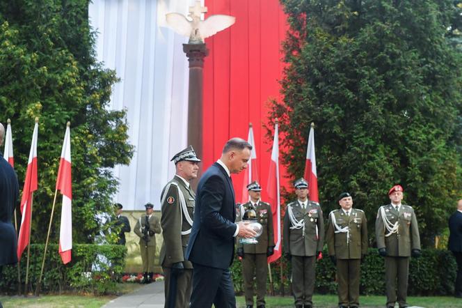 Apel Pamięci przed Pomnikiem Poległych w 1920 r. 