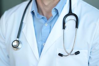 Skandaliczna sytuacja na SOR-ze w Kujawsko-Pomorskiem. Pacjentka z poważną chorobą odesłana do Gdańska