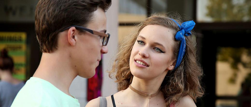 Barwy szczęścia 1534 Kajtek (Jakub Dmochowski) Angela (Helena Englert)