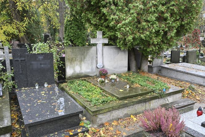 Grób matki Bronisława Komorowskiego