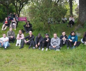 Kortowiada 2025. Koncerty na Plaży Kortowskiej przyciągnęły tłumy. Tak wyglądał drugi dzień imprezy!