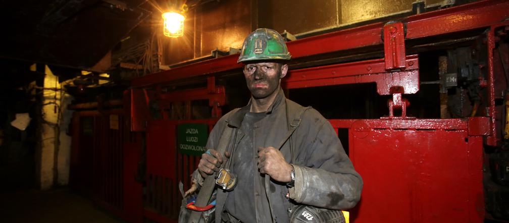 Robert Talarek pracuje jako górnik w kopalni Bielszowice. Fot. 2015 r.