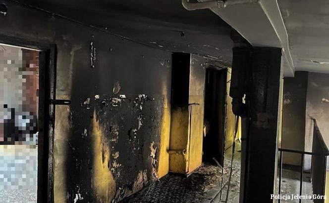 Podpalił dom w centrum Jeleniej Góry. W środku było 20 osób