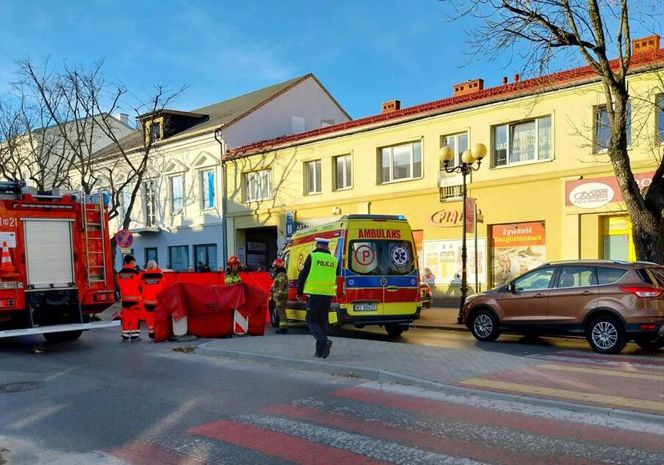 Do potrącenia pieszej doszło tuż przy siedzibie siedleckiego magistratu