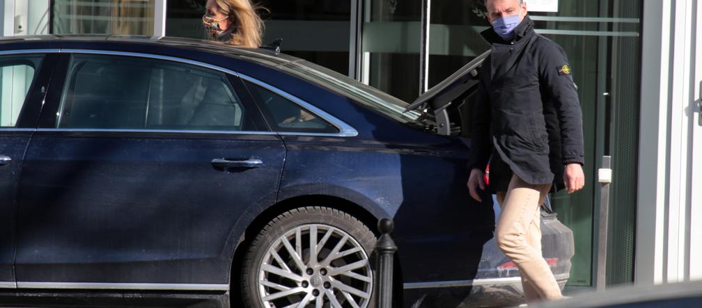 Piotr Kraśko jeździ luksusową limuzyną Audi A8