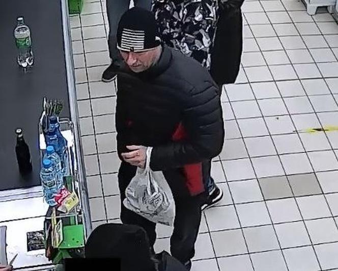 Mężczyzna ze zdjęć jest poszukiwany przez policję. Może trafić do więzienia na długie lata