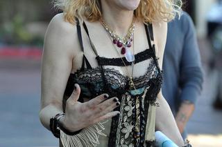 Courtney Love w okropnym stroju