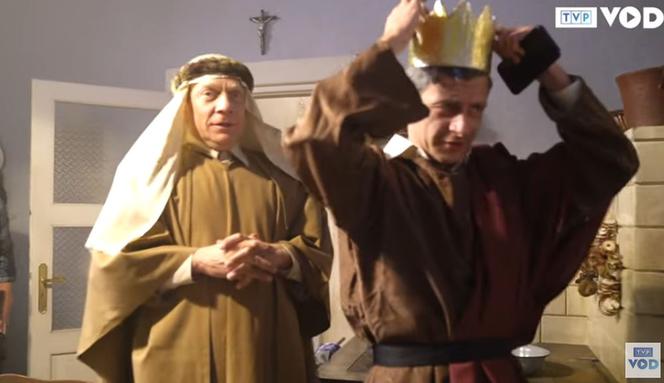 Stulecie Winnych 4 sezon. Jasiek (Patryk Szwichtenberg), Władek (Arkadiusz Janiczek)