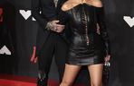 Kourtney Kardashian i Travis Barker na gali VMA 2021