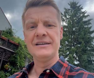 M jak miłość. Paweł (Rafał Mroczek) na planie