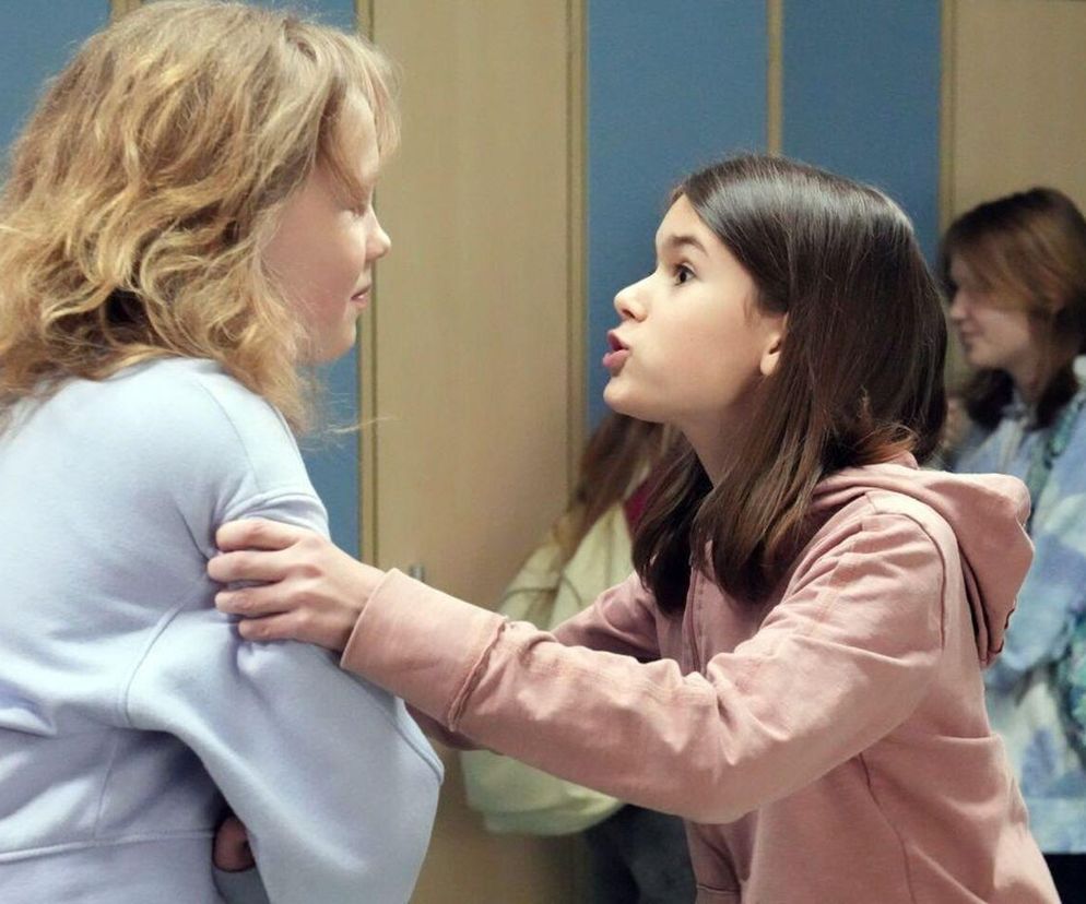 Barwy szczęścia odc. 3027. Emilka (Jessica Frankiewicz),  Alina (Iga Czechowicz)