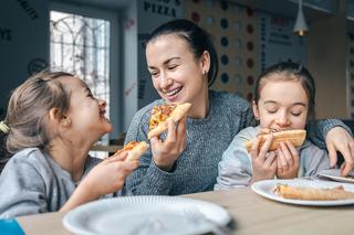 Jak zrobić pizzę dla dzieci? Podajemy dobry przepis