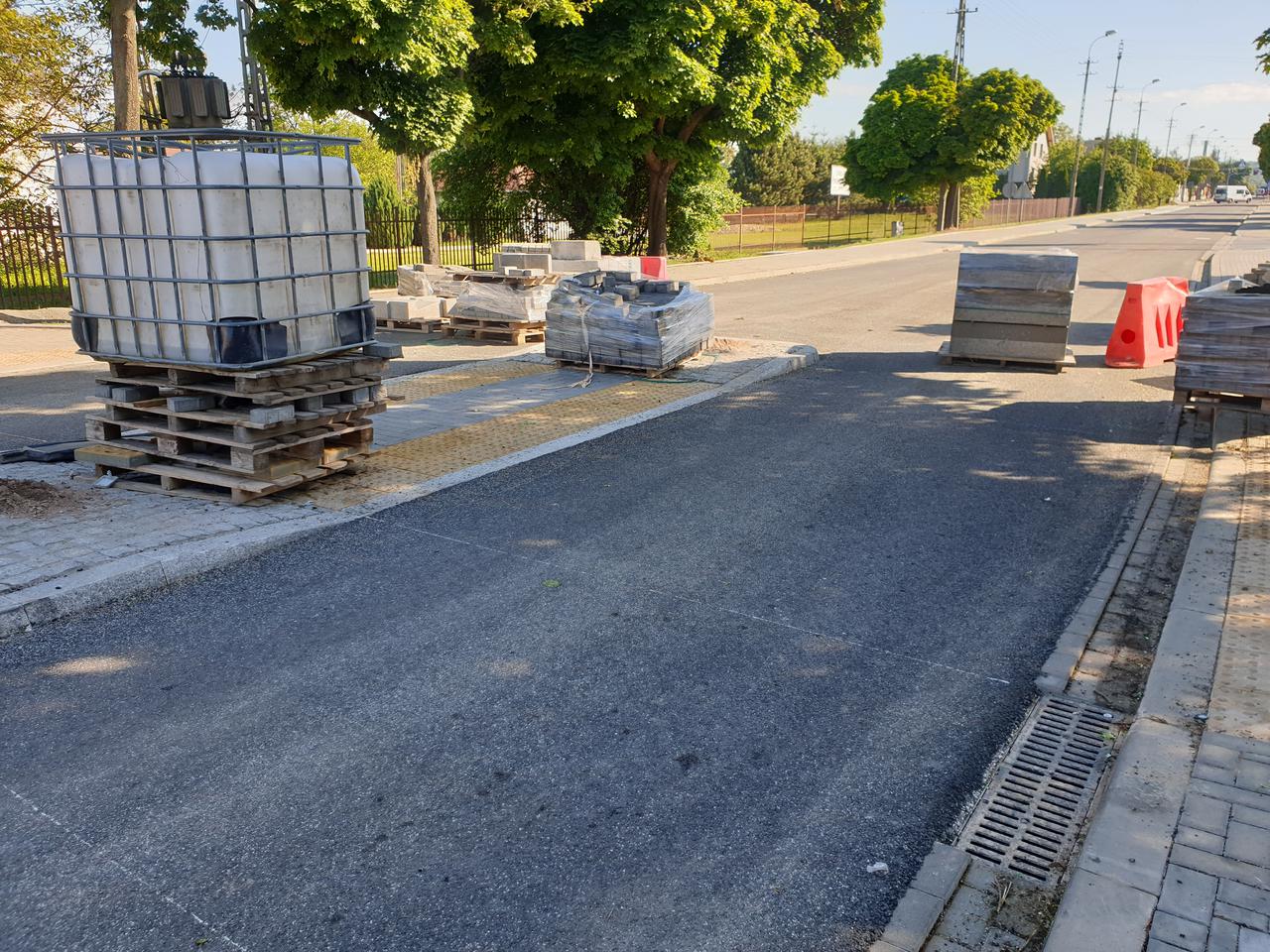 Ulica Kolejowa gotowa na miesiąc przed terminem. Przejedziemy nią już w przyszłym tygodniu [WIDEO]