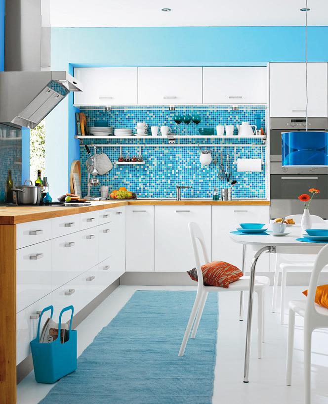 Niebieskie ściany w kuchni