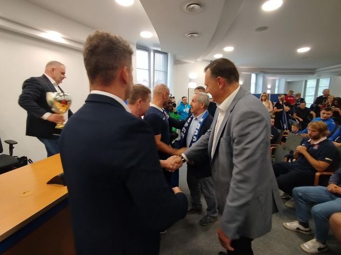 Społeczność sportowców i kibiców rugby z Siedlec uczciła największy z dotychczasowych sukcesów w historii klubu