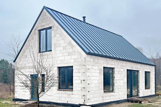 Ile kosztuje budowa domu w 2026 roku? Koszt budowy domu za m² - aktualne ceny, dane GUS