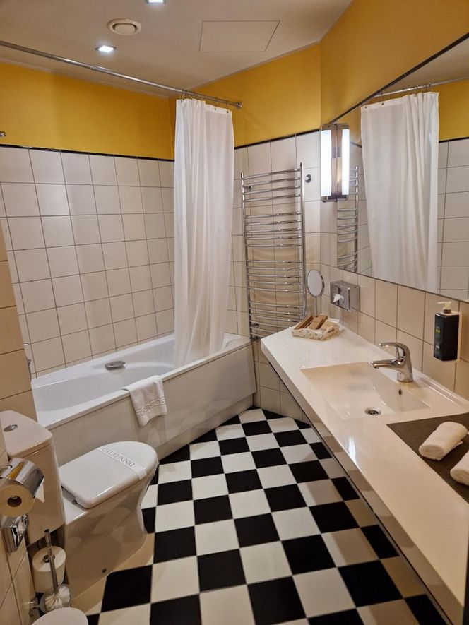 Polacy mieszkają jak królowie