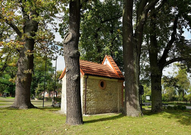 To małopolskie miasto zostało założone przez pielgrzyma. Leży nieopodal Krakowa