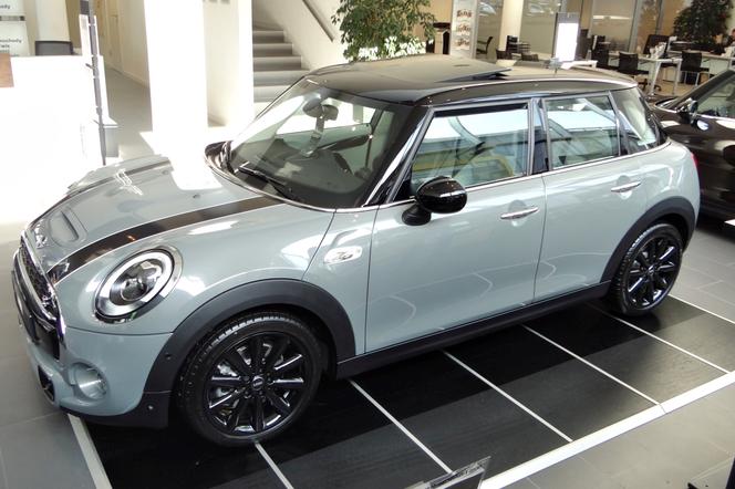 Nowy MINI Cooper 5 drzwi - auta już w Polsce