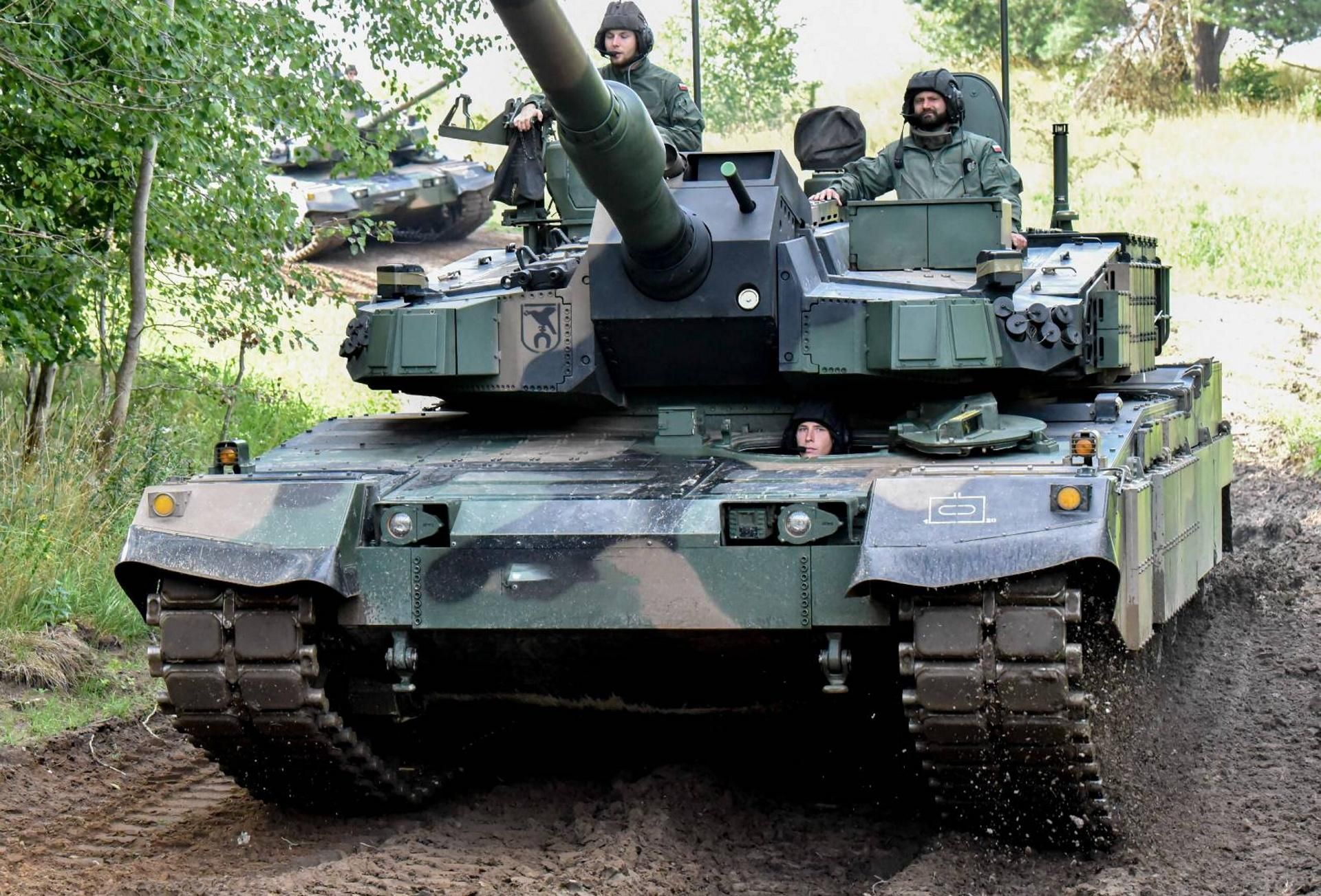 Czołgi K2 w 16 Dywizji Zmechanizowanej