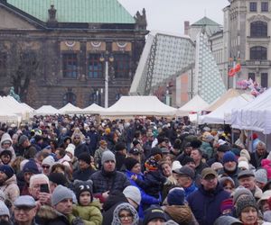 Kiermasz i inscenizacja na Placu Wolności z okazji Kaziuka Wileńskiego