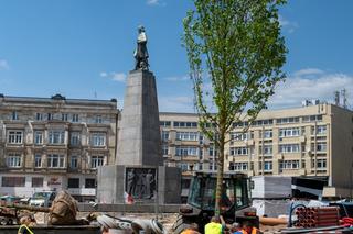 Plac Wolności w Łodzi się zazielenia