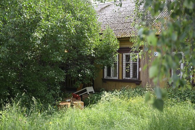 Policja na Osiedlu Przyjaźń w Warszawie 