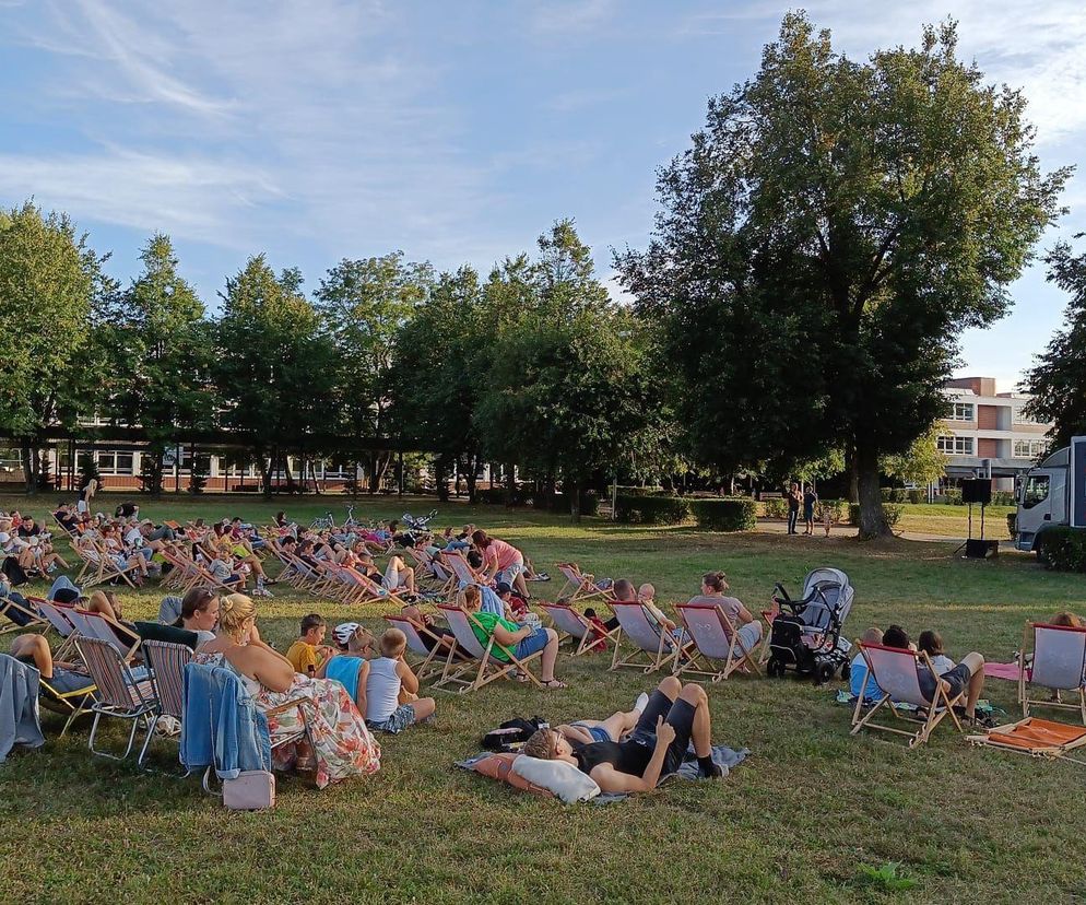 Kino Plenerowe 2025 w Białymstoku. Wracają kinowe hity w plenerze! Sprawdźcie szczegóły